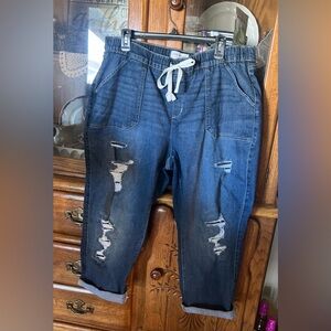 Women’s Distressed Drawstring Denim Capris- Blue